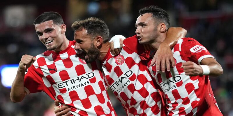 Kèo tài xỉu sẽ bị ảnh hưởng bởi lối chơi giữa PSV vs Girona